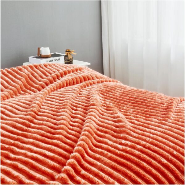 ORANGE OSUM RIBBED THROW - Image 5