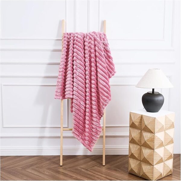 PINK OSUM RIBBED THROW - Image 5